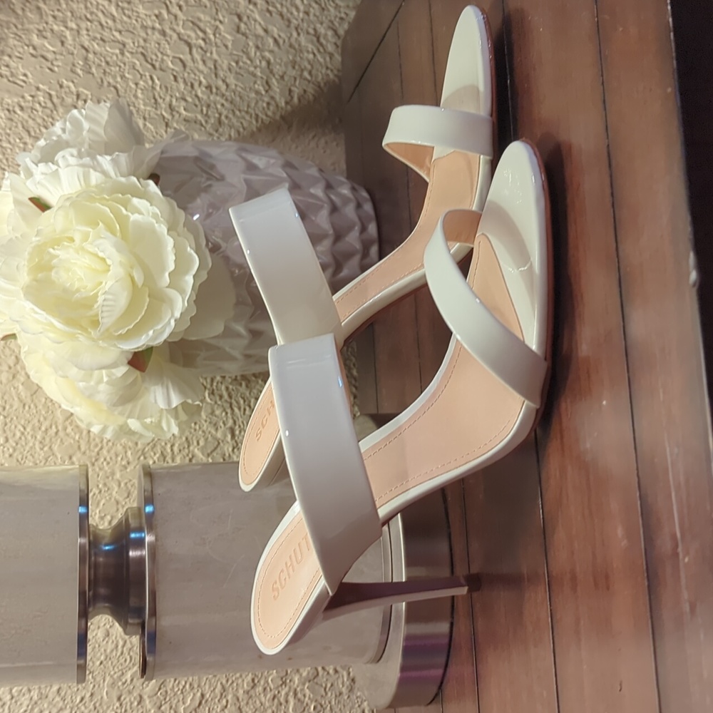 Schutz Leia sandal heels